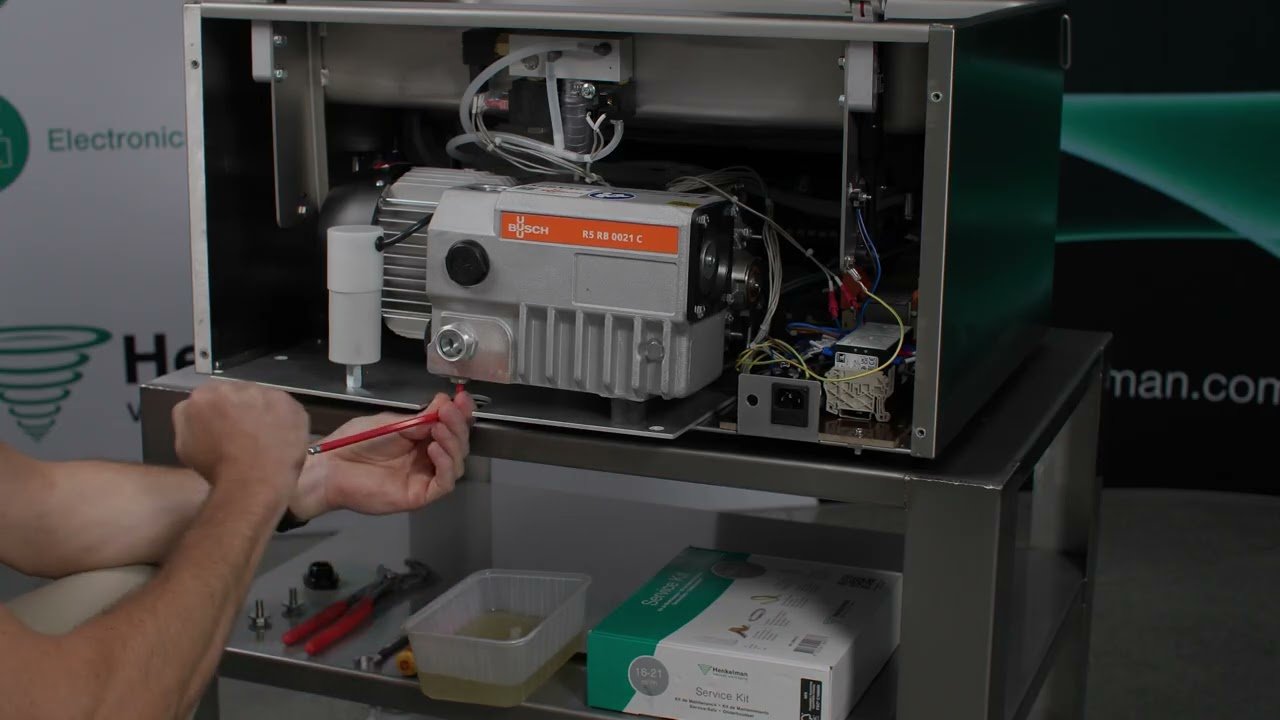 How To Change Vacuum Pump Oil in Boxer 52 Machines